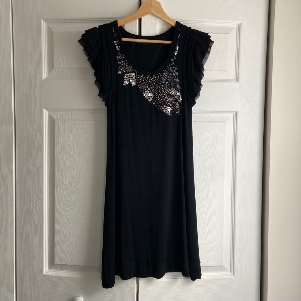 👗 Little black dress